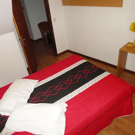 Triunfo Konukevi Porto