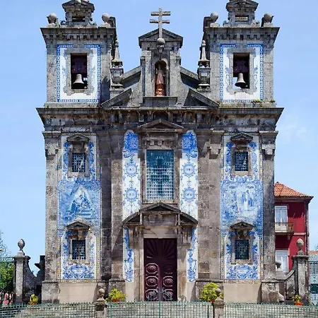 Triunfo Konukevi Porto